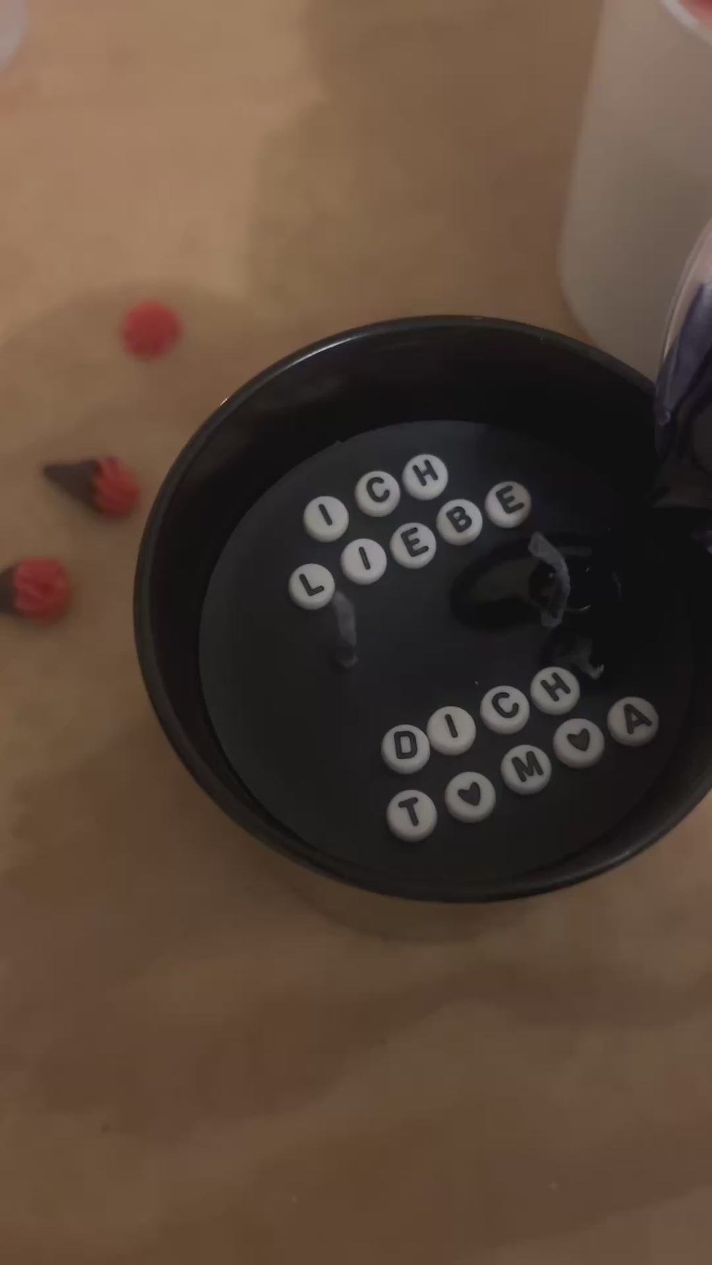 Geheime Nachricht in der Kerze